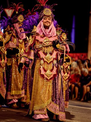 Фестиваль "Мавры и христиане" в Мурсии (Moros y Cristianos) фото 15