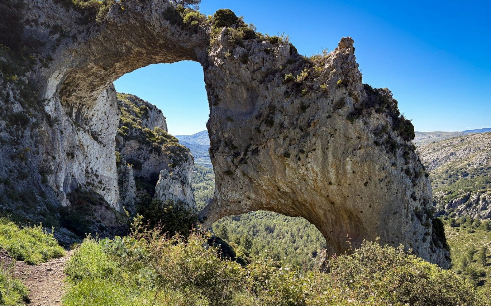 Хайкинговый маршрут к аркам Els Arcs de Castell de Castells