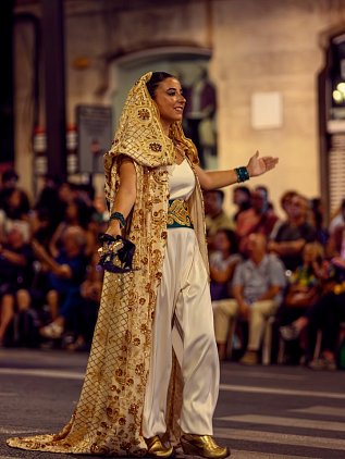 Фестиваль "Мавры и христиане" в Мурсии (Moros y Cristianos) фото 14