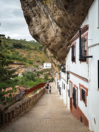 Сетениль-де-лас-Бодегас (Setenil de las Bodegas) фото 11
