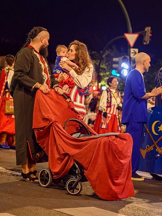 Фестиваль "Мавры и христиане" в Мурсии (Moros y Cristianos) фото 28