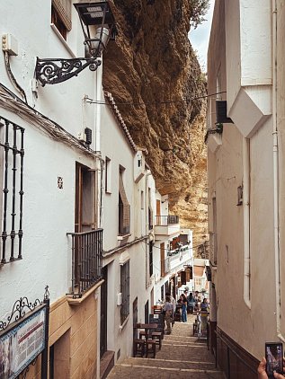 Сетениль-де-лас-Бодегас (Setenil de las Bodegas) фото 5